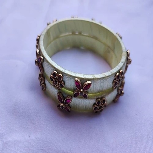 Thread Bangles BUCHI