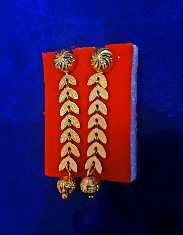 Leaf earrings Gudur